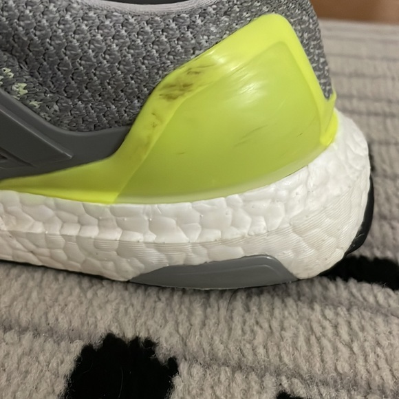 Adidas Ultraboost - Picture 4 of 5
